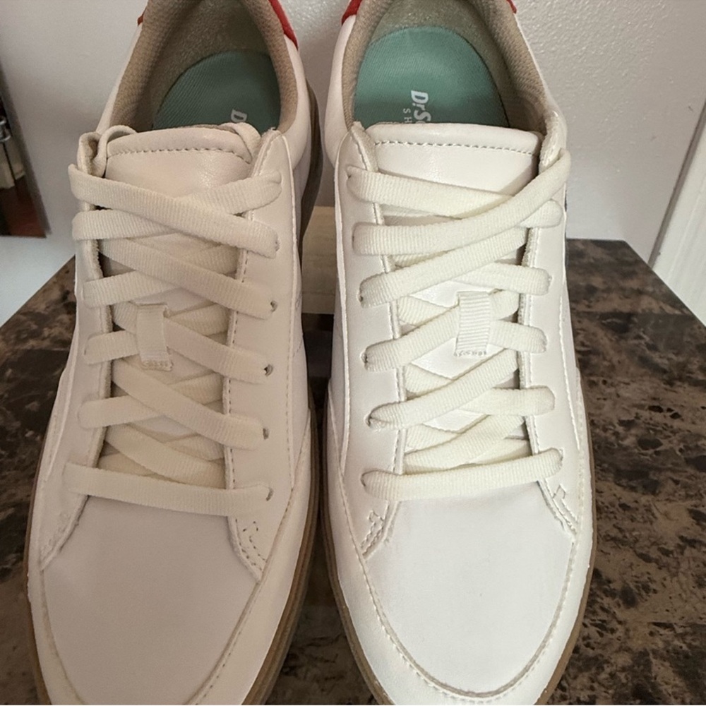 Dr. Scholl's White and Tan Women's Sneakers • Brand new, in original packaging. - Picture 4 of 12